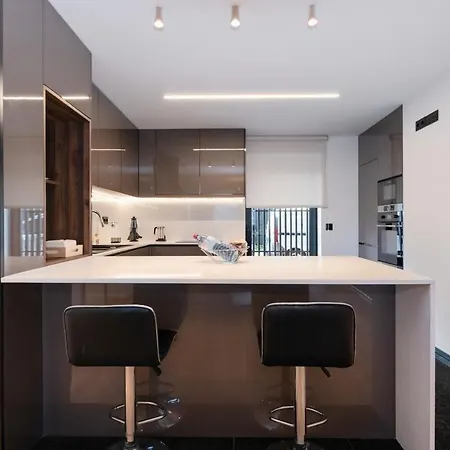Apartment Moderno T2 Com Patios E Acesso A Piscina *
