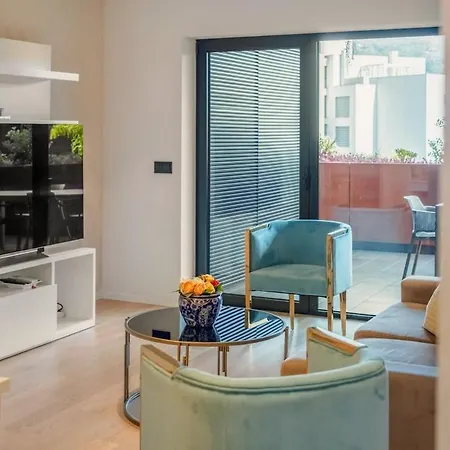 Moderno T2 Com Patios E Acesso A Piscina *