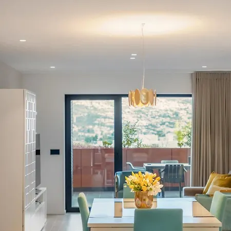Moderno T2 Com Patios E Acesso A Piscina