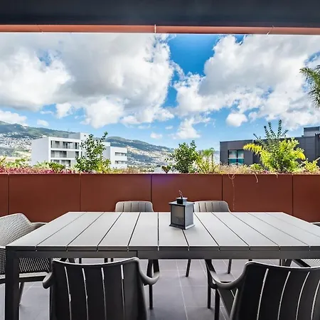 Moderno T2 Com Patios E Acesso A Piscina *