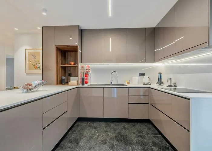 Moderno T2 Com Patios E Acesso A Piscina