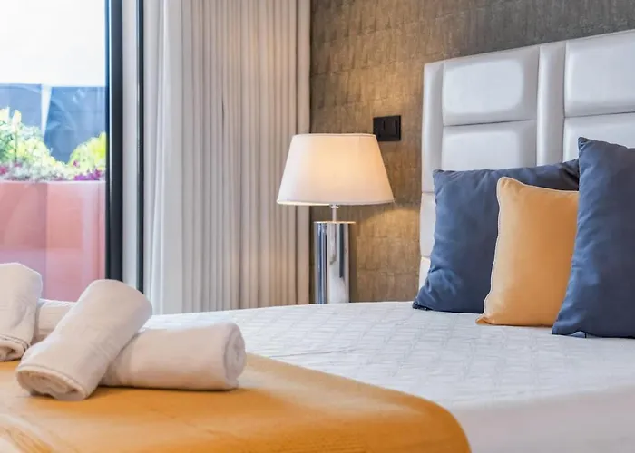 Moderno T2 Com Patios E Acesso A Piscina *